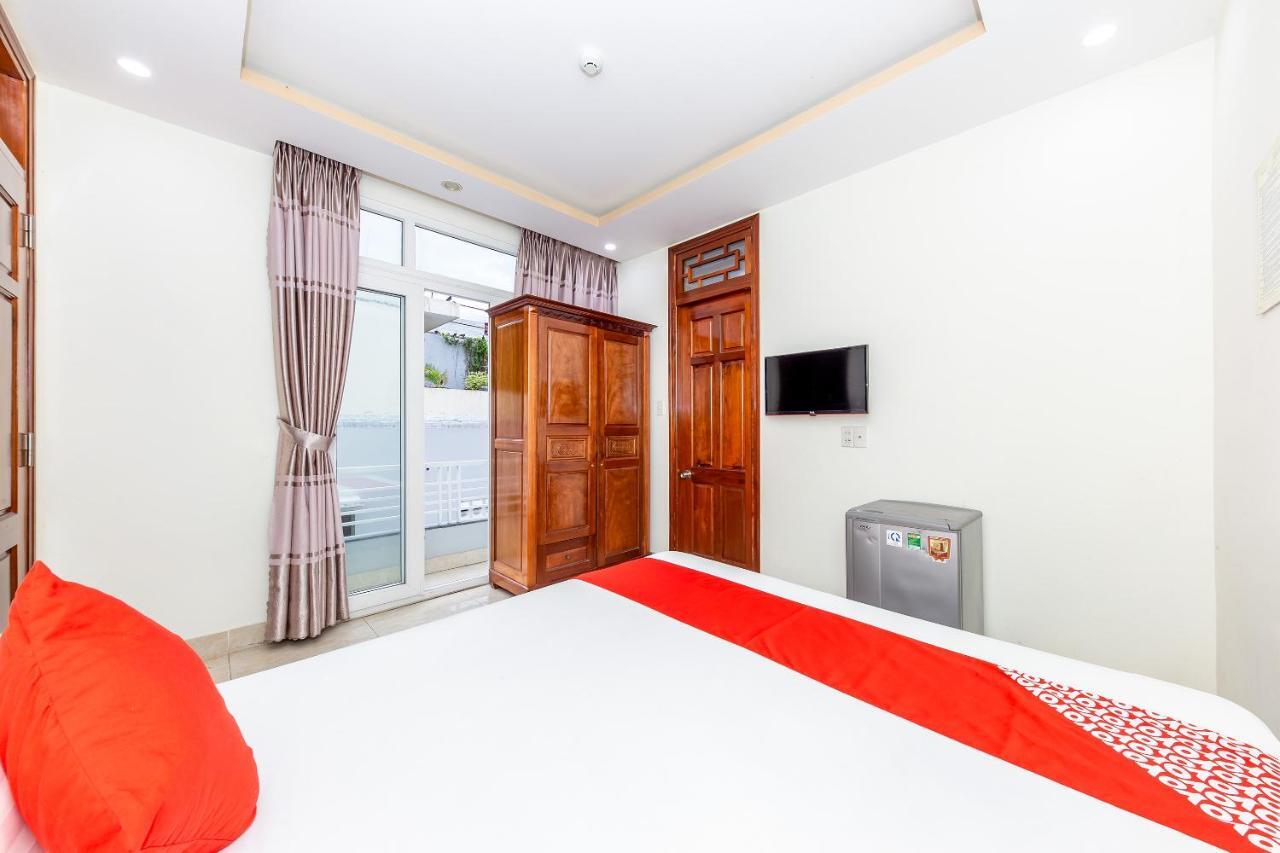 Oyo 587 Trang Long Hotel Nha Trang Exterior photo
